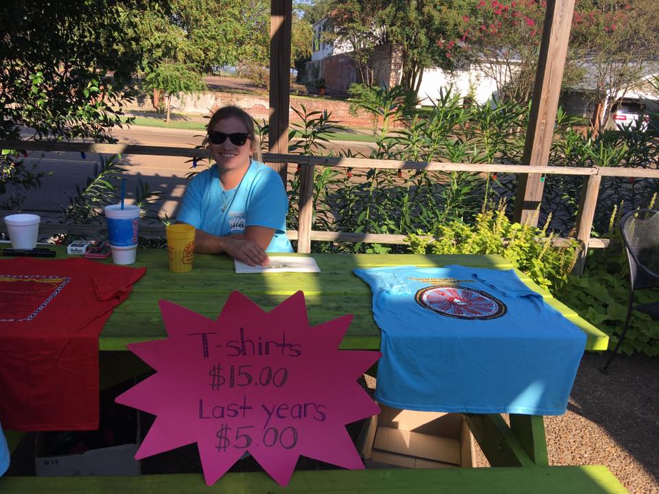 Selling T-Shirts at the Annual Natchez Poker Run | Mississippi