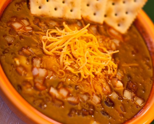 Fat Mama's Homemade Chili with crackers | Fat Mama's Tamales Restaurant Natchez MS